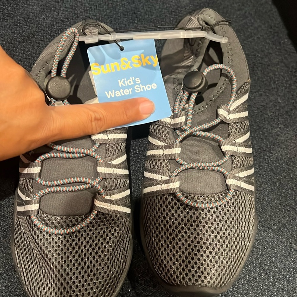 Sun‎ & sky water shoes